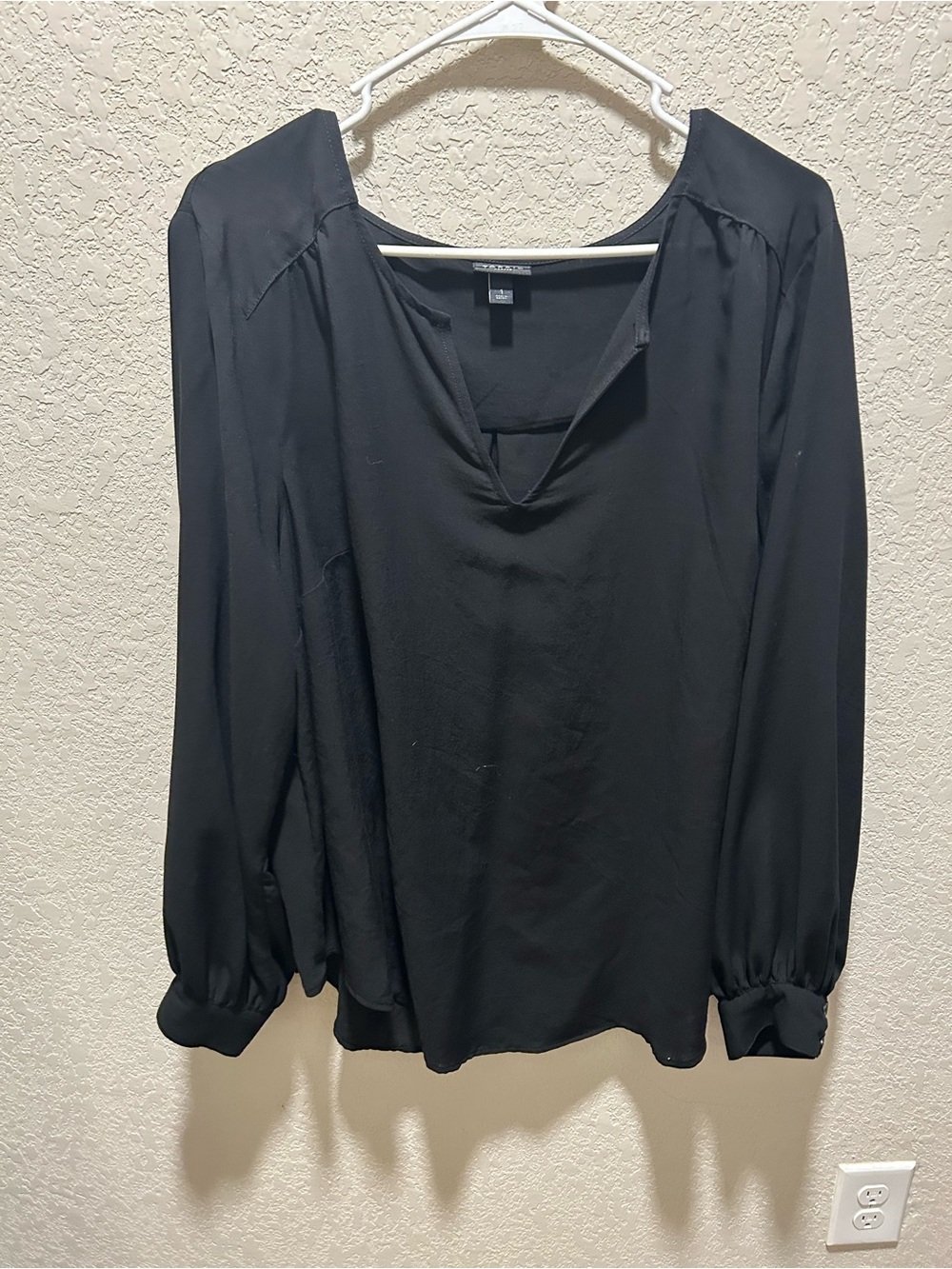 torrid Black V-Neck Peasant Sleeve Blouse